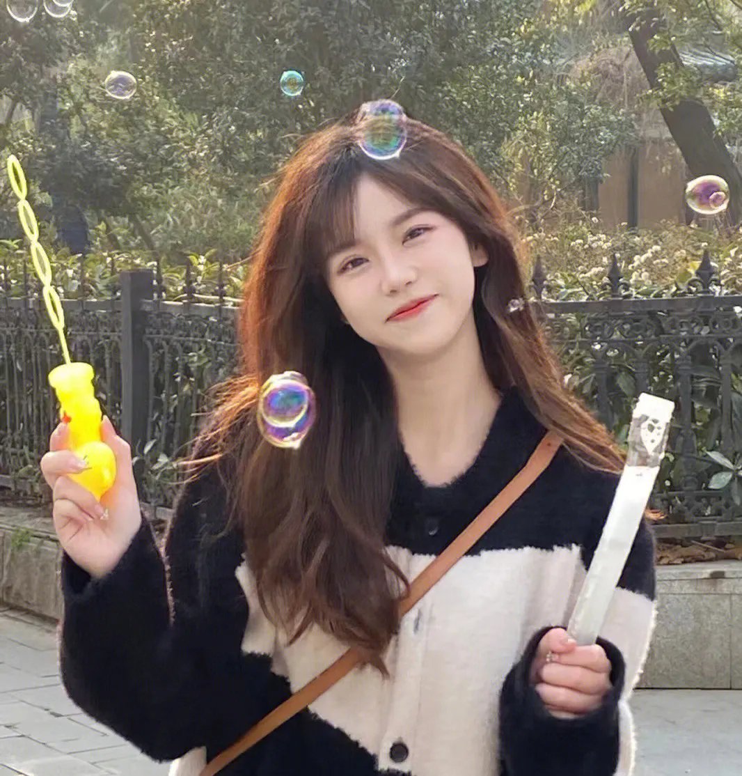 为了养老金，去异界存八万金